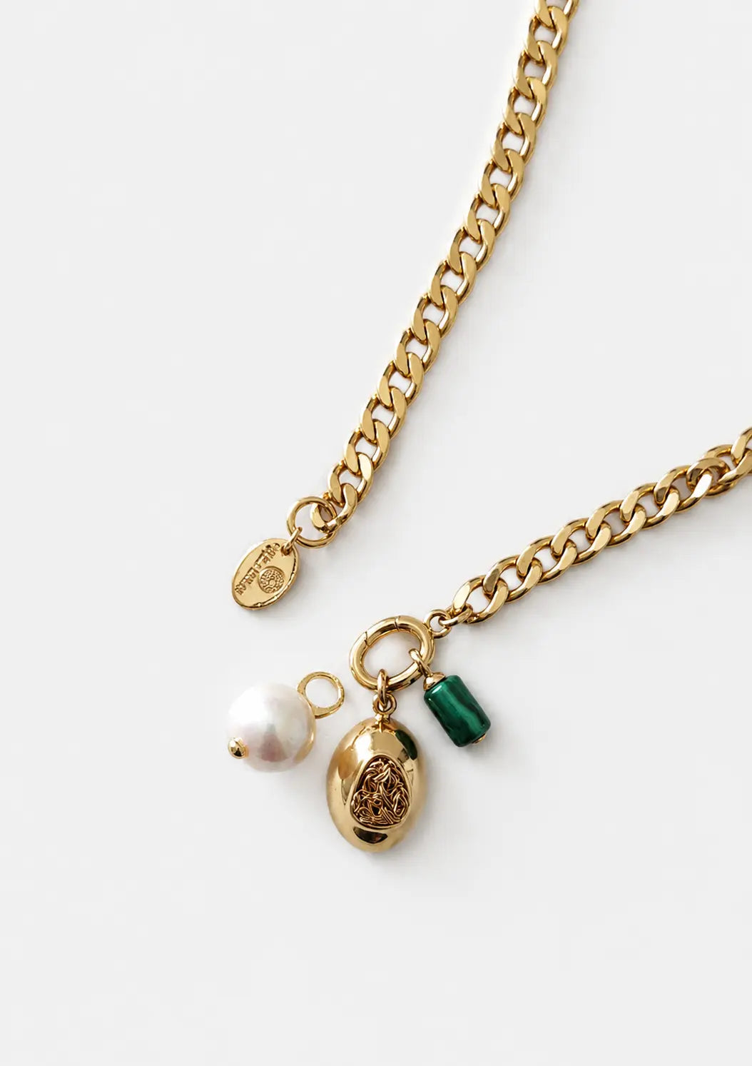 Perla Charm Necklace