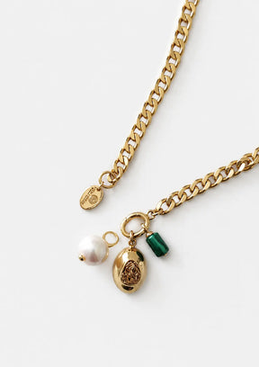 Perla Charm Necklace