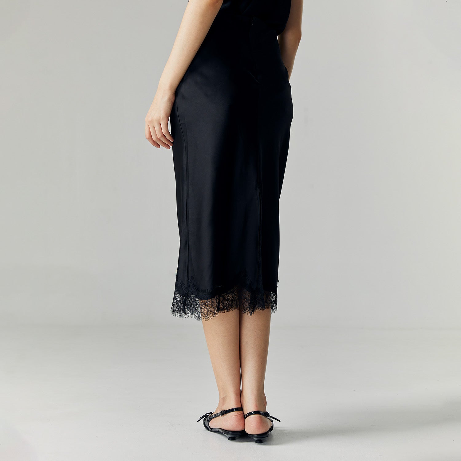 ALTHEA SATIN LACE SKIRT