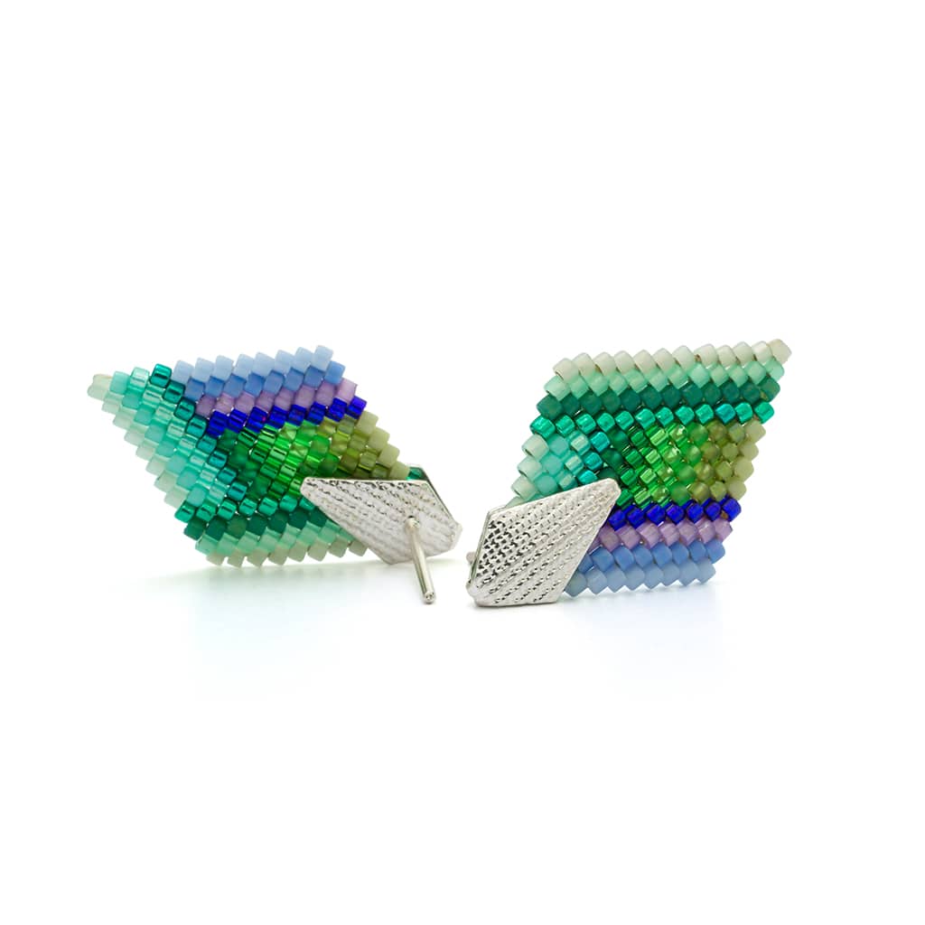 COLOR GEOMÉTRICO Miyuki Small Rhombus Silver Studs
