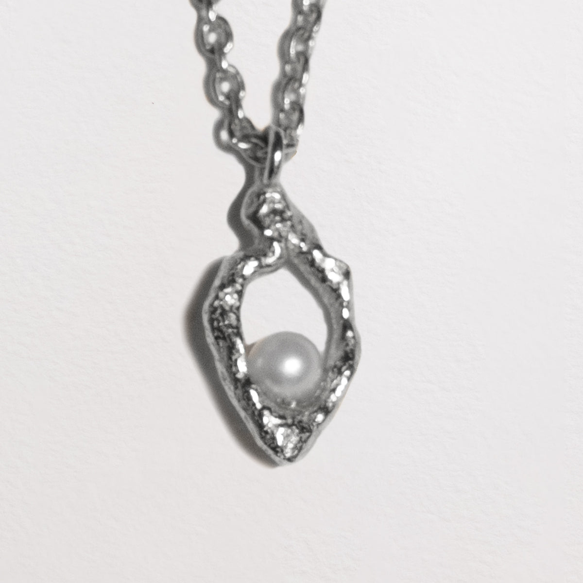 Aphrodite Pendant Earrings