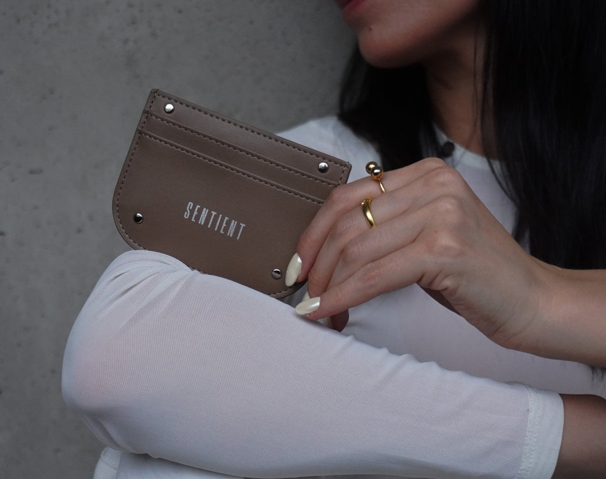 Vera Cardholder
