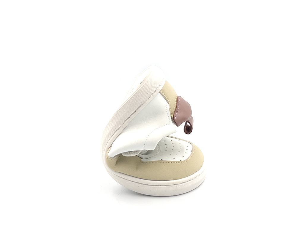 SUKI ARENA (incluye velcro strap color burdeo y stickers para customizar de 🎁)