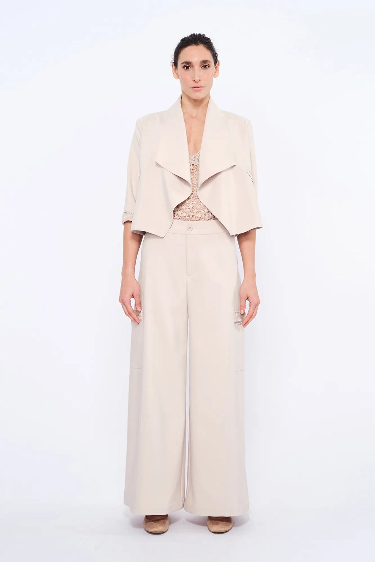 Daysi Ruched Detail Trouser | Ecru