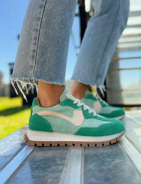 Aria Green