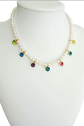 Camelia pearl necklace