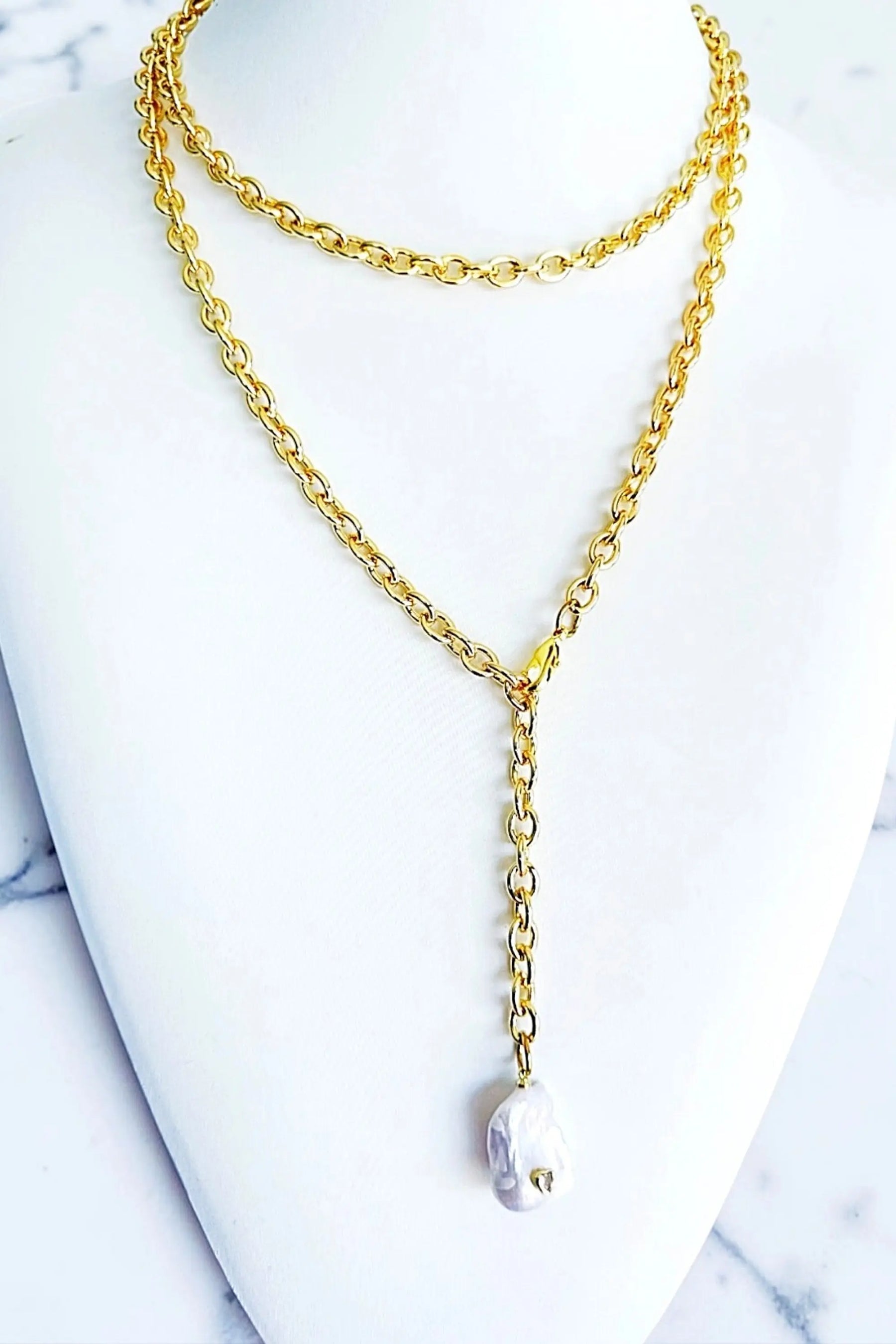 Dalia pearl chain necklace