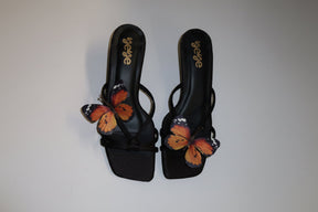 Monarca Kitten Heels