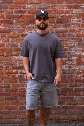 Heavy t-shirt Grey