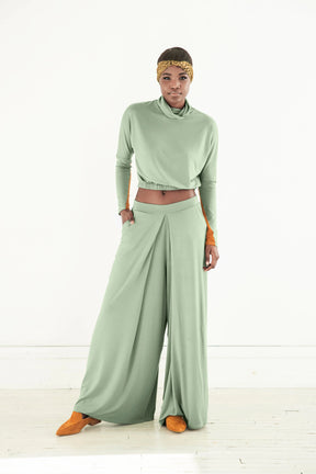 Bamboo Pleated Palazzo Pant