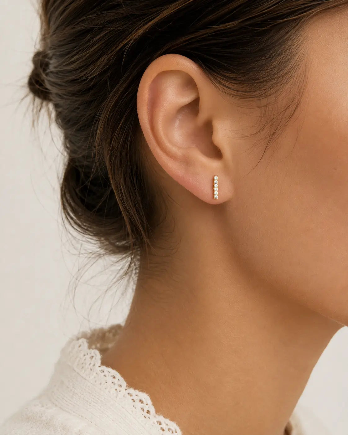 1/10 CT Natural Diamond Stud Bar Earrings in 14K Gold