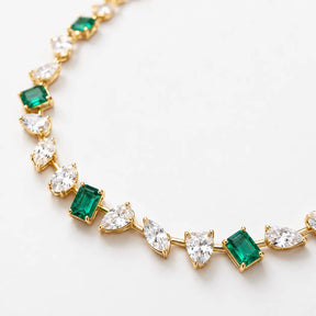 The Emerald Lumière Necklace
