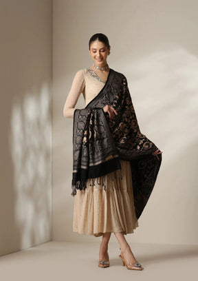 Dusala Noir Luxe Fine Wool Shawl