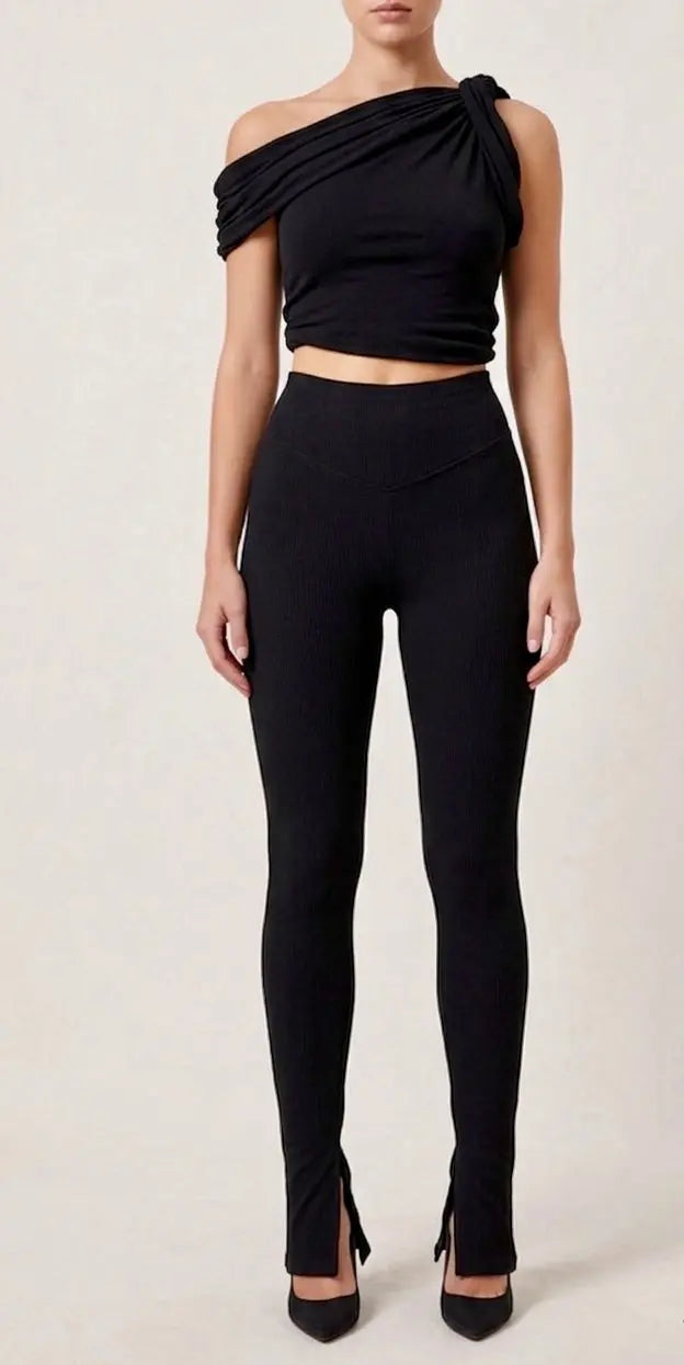 ONE SHOULDER TOP