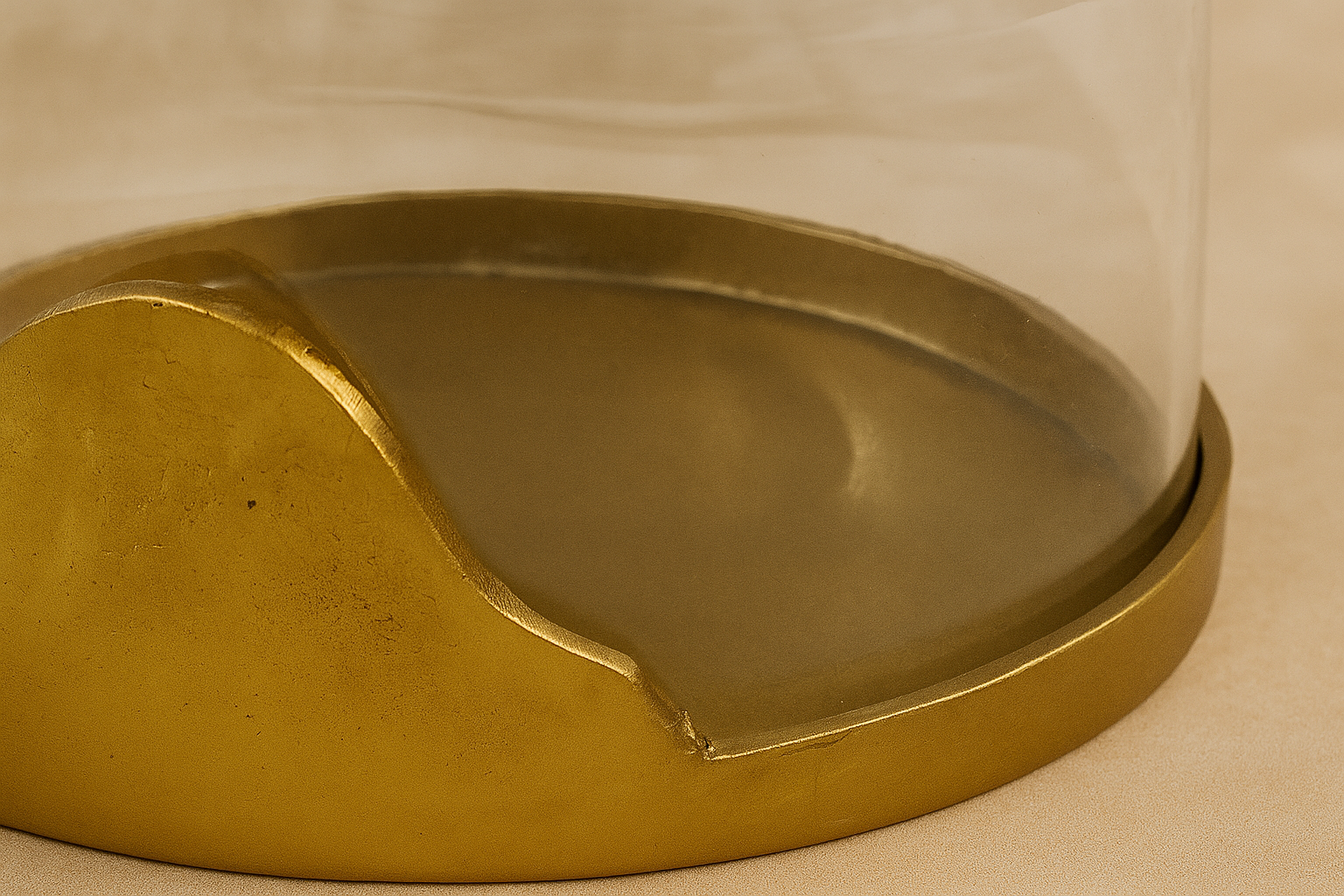 Cove Candle Holder