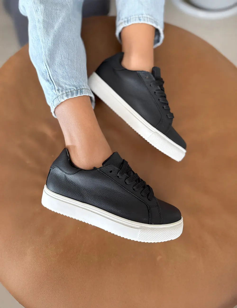 Herald Black (New)