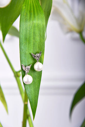 Ascend Cupid Pearl Earrings
