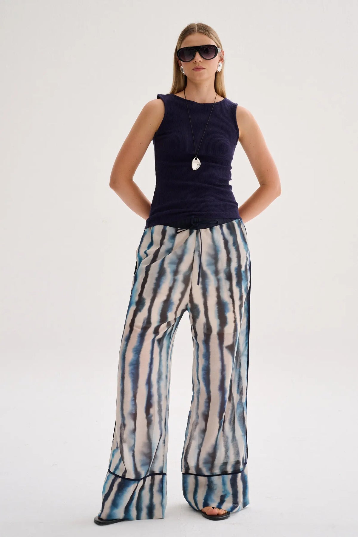 Cyndi Pants Print verticales