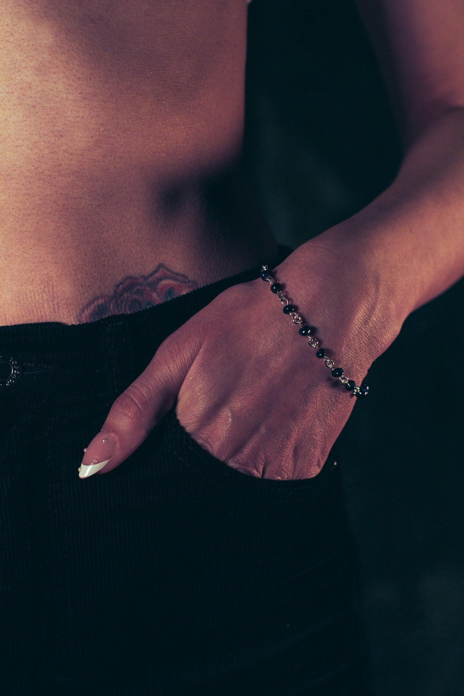 Linked Black Pearl Silver Bracelet