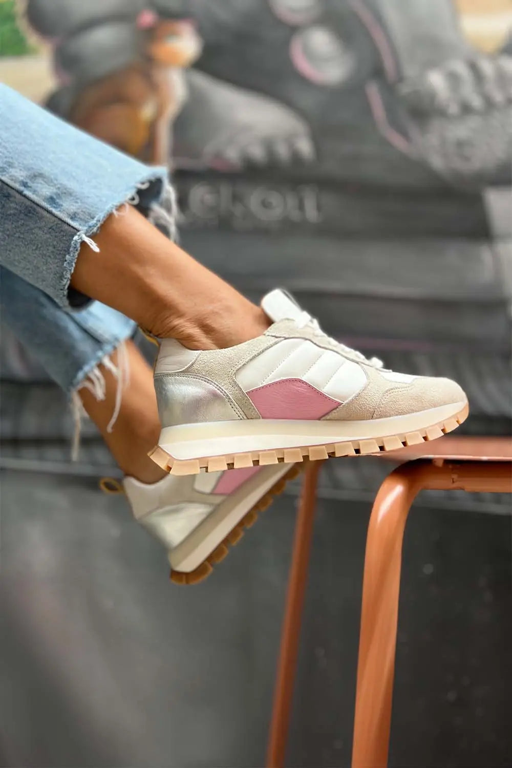 Mule White Pink
