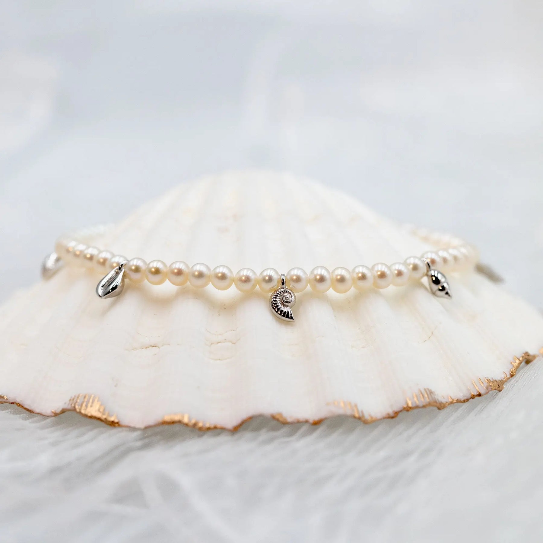 Ocean Shell Pearl Bracelet