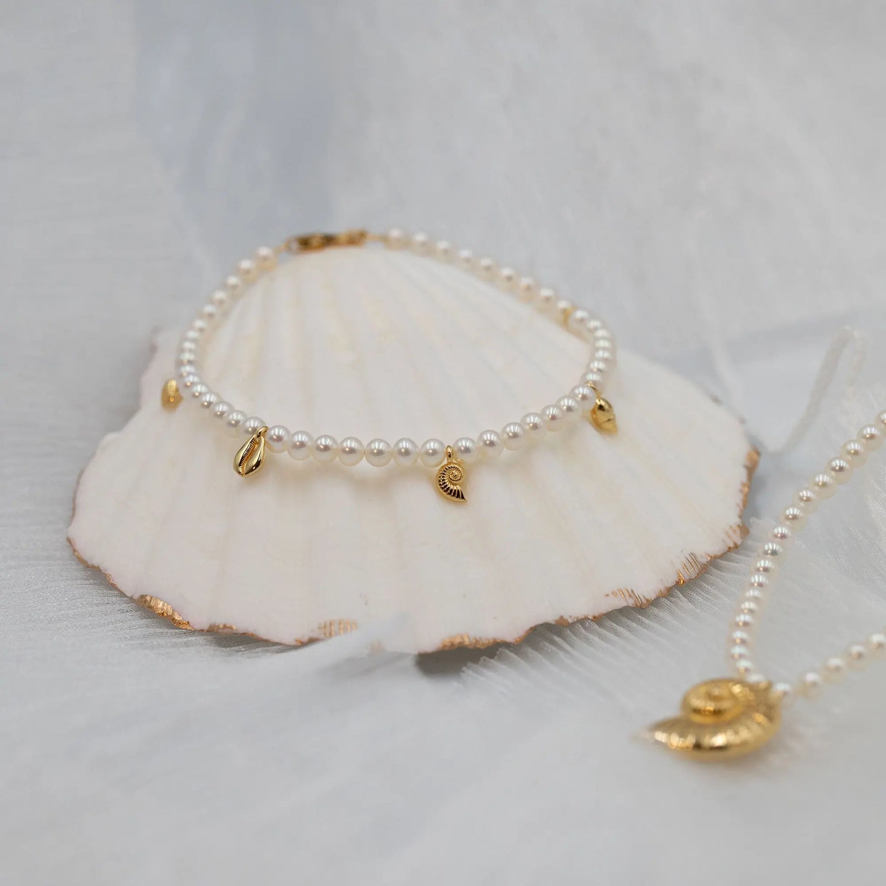 Ocean Shell Pearl Bracelet