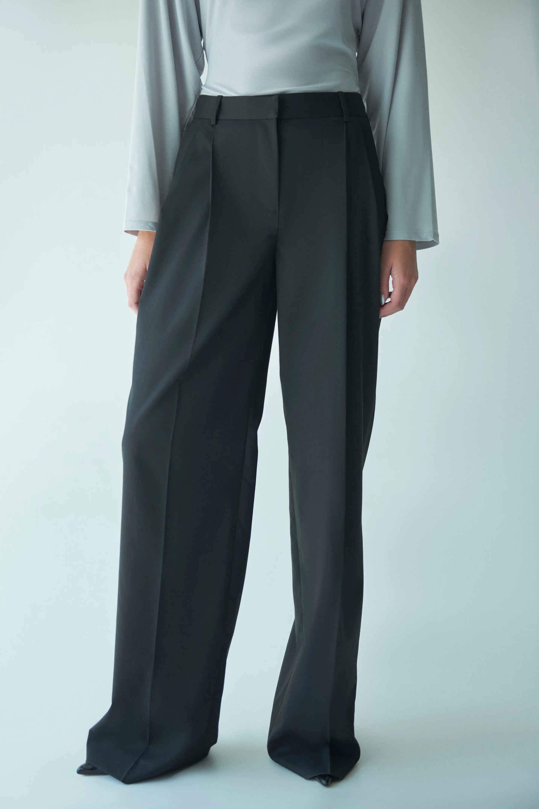 Noir pants