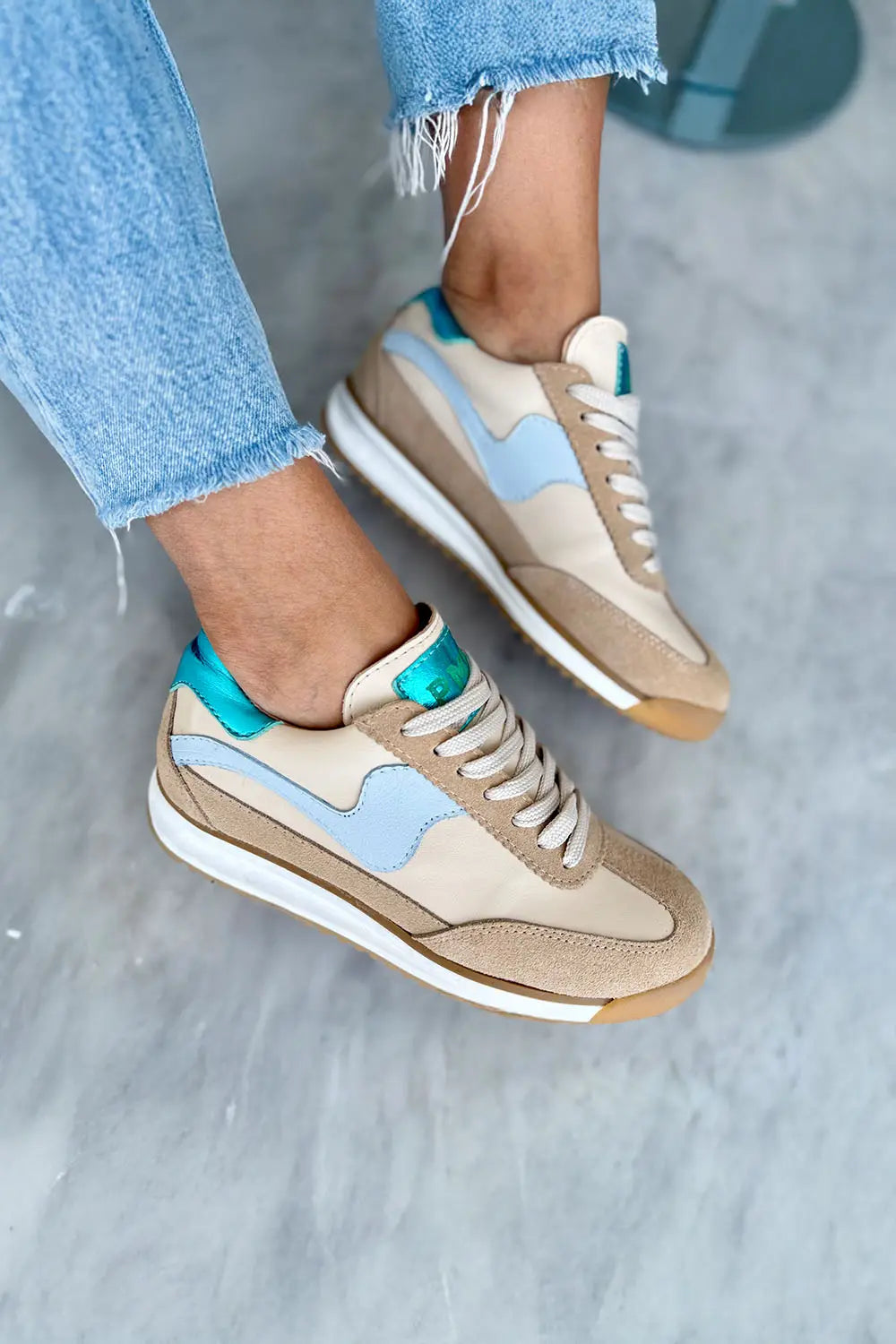 Poema Light Blue