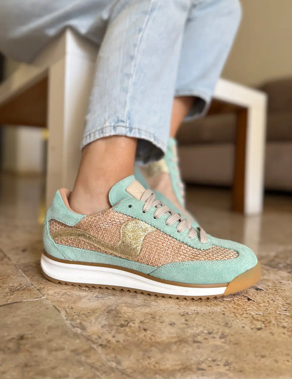 Poema Raffia Aqua Suede