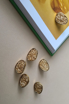Vida Stud Earrings