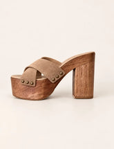Selva Tan Suede
