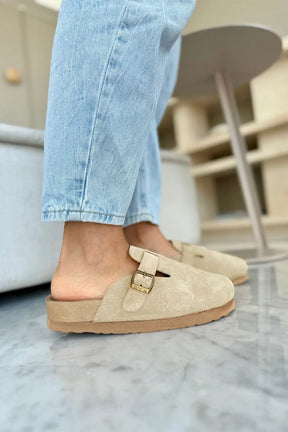 Teli Coconut Suede