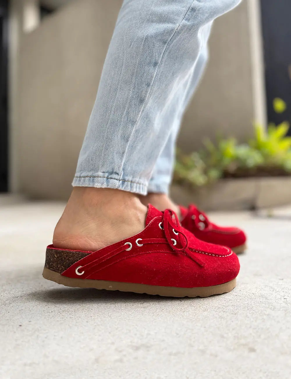 Telma Red Suede