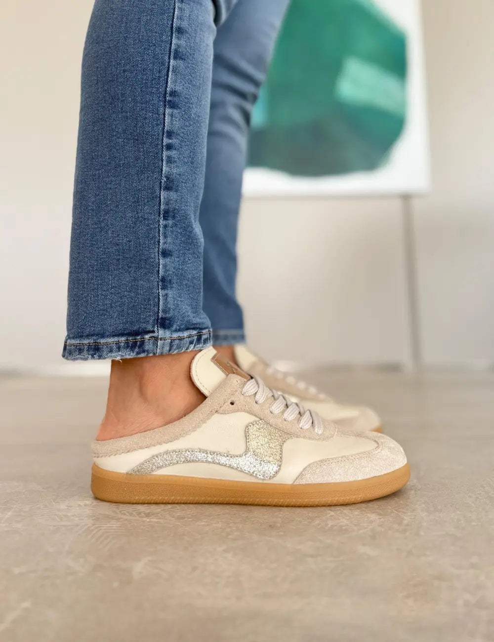 Velia Beige