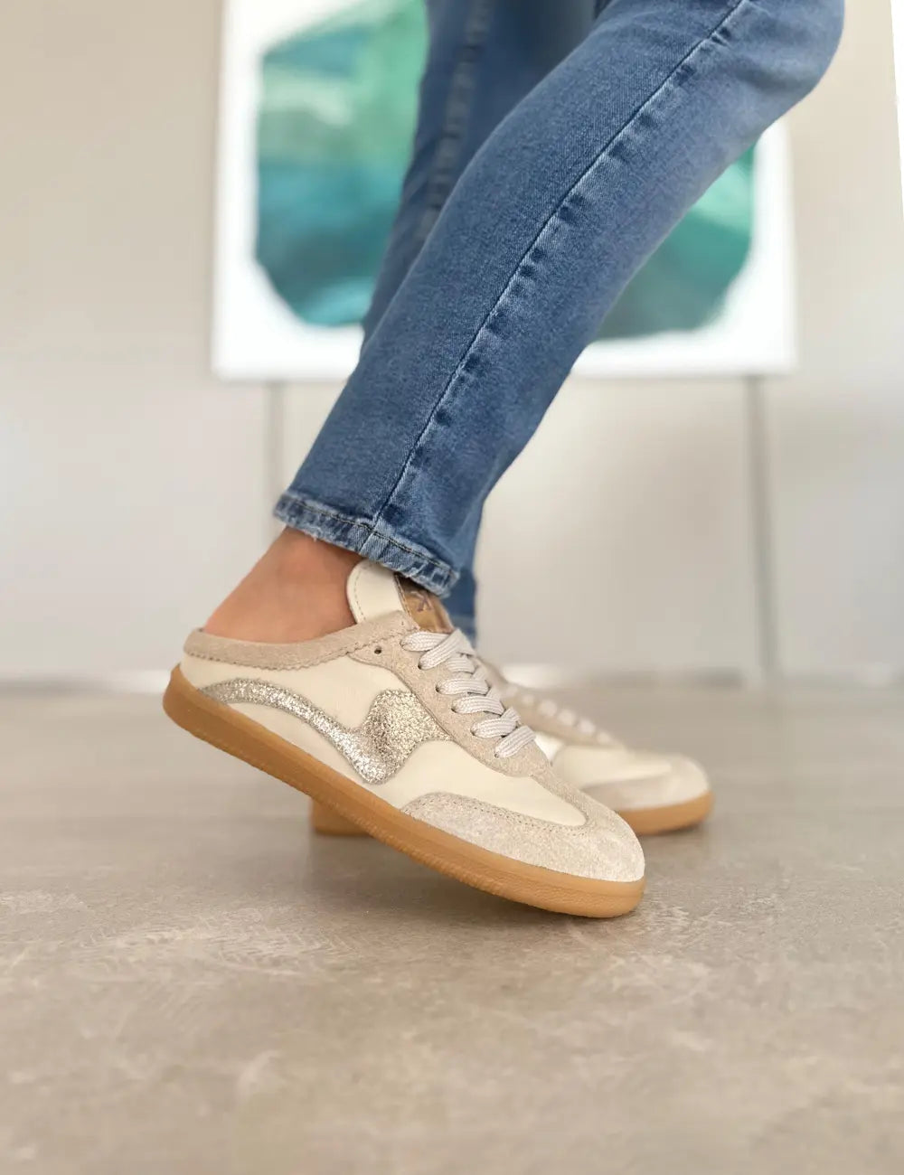 Velia Beige