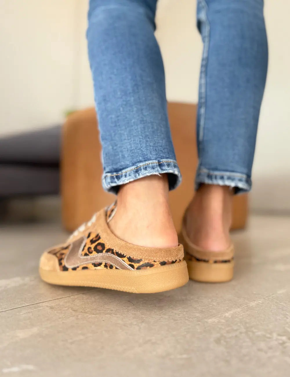 Velia Print