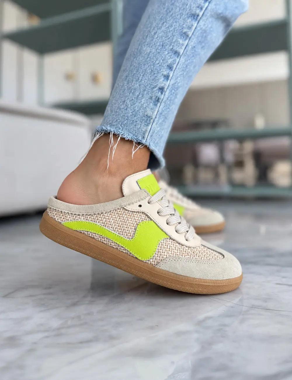 Velia Raffia Beige Green