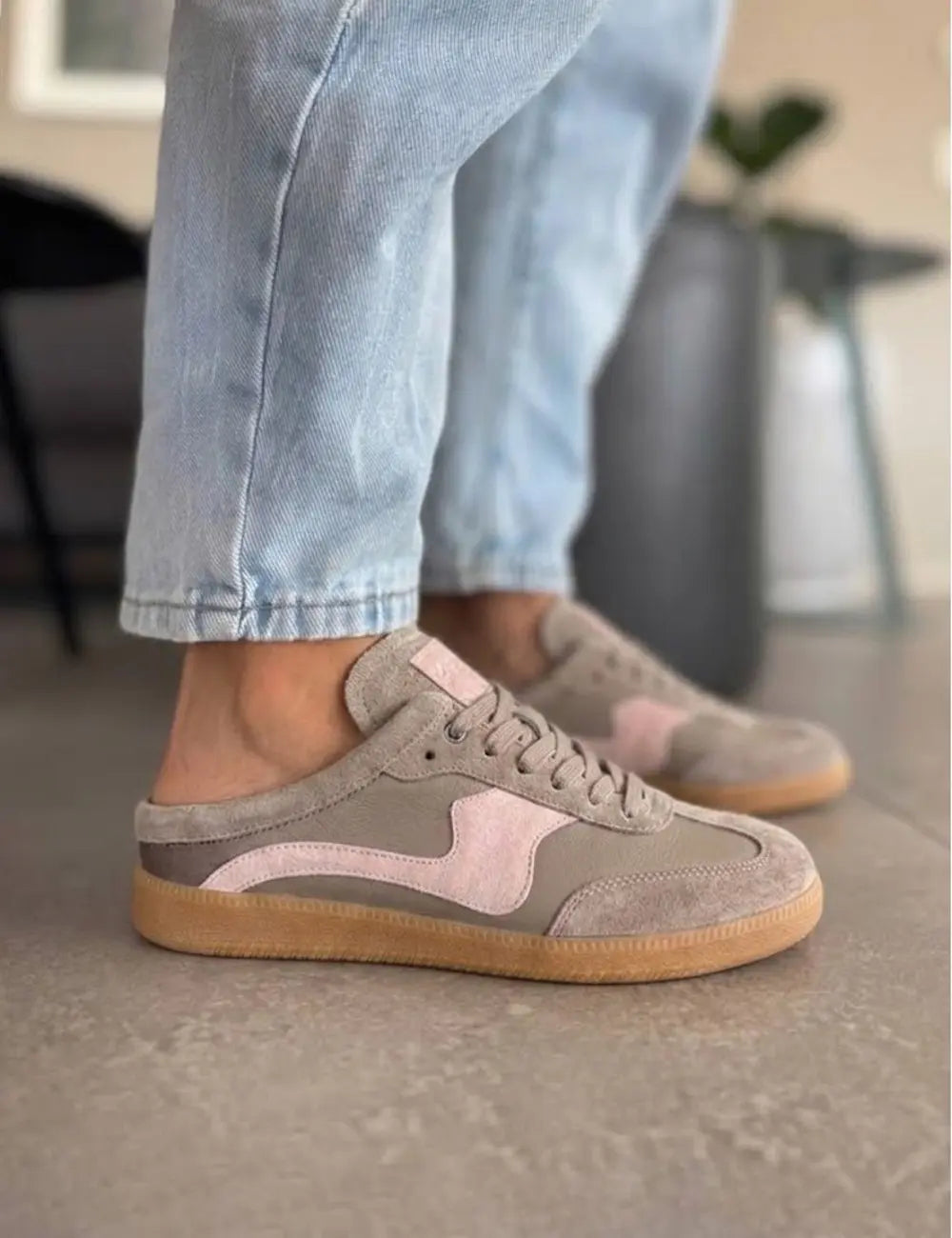 Velia Mink Pink
