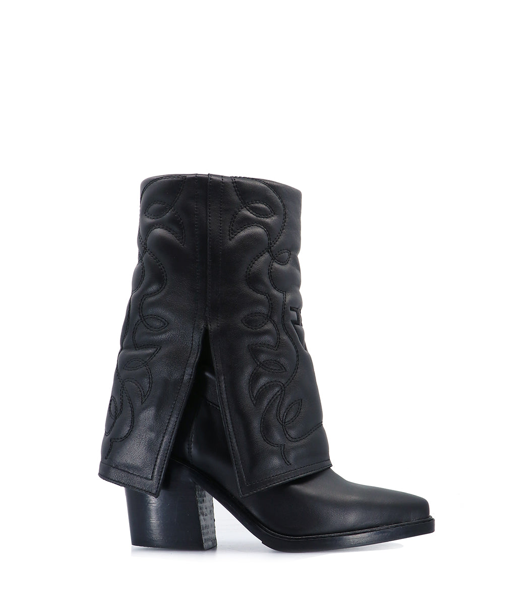 Stylish Black Western Ankle Boots Ami