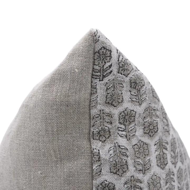 Block Print Thick Linen Boho Décor Cushion Cover- Tulsi Buti