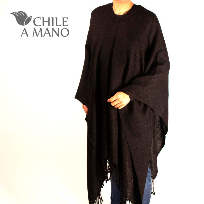 Alpaca Wool Poncho – Black