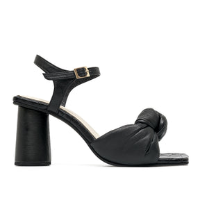 Alessia Sandals