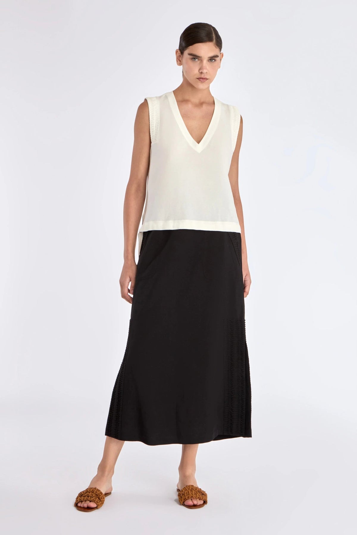 Indigo Straight Linen Blend Skirt | Black