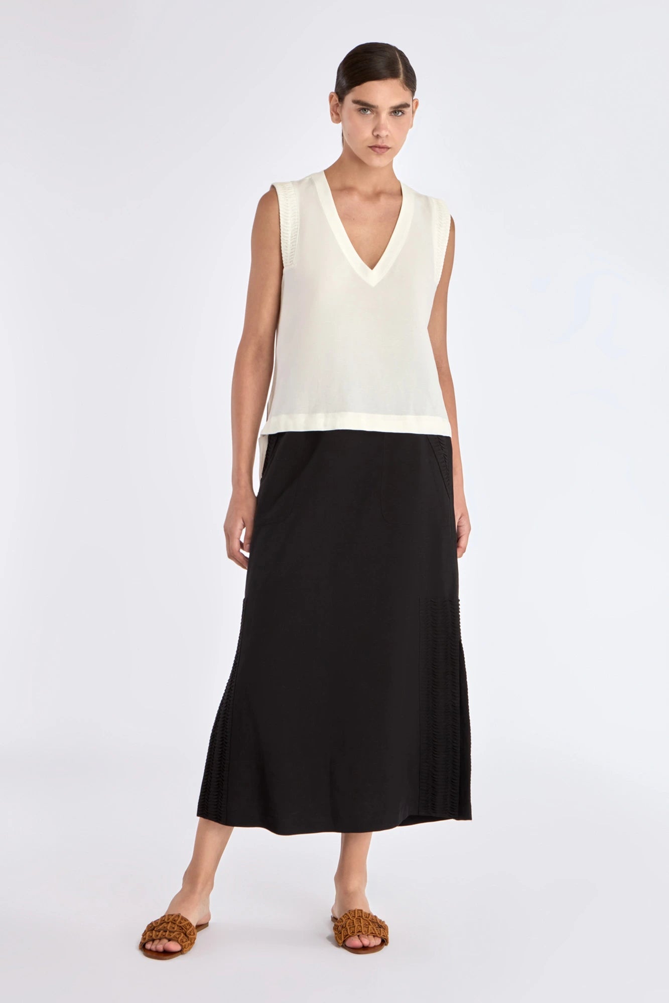 Indigo Straight Linen Blend Skirt | Black
