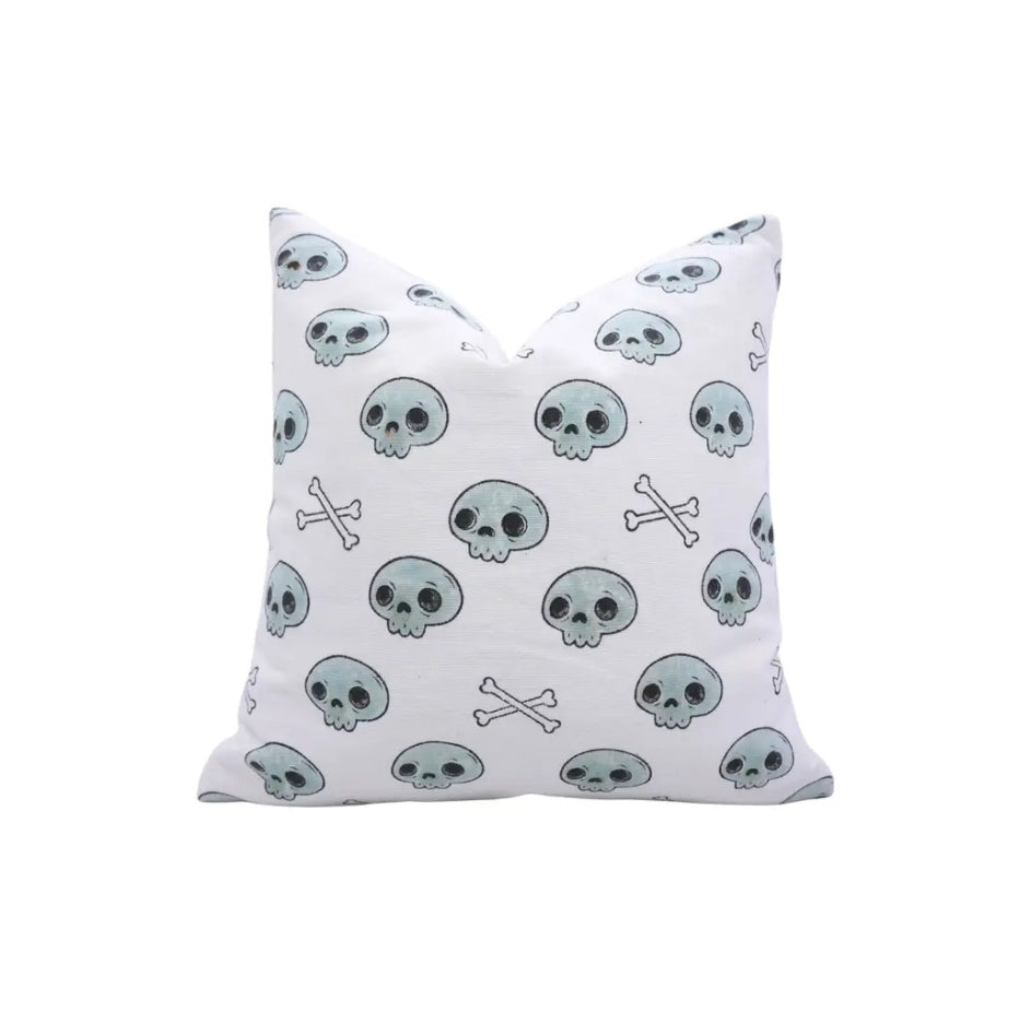 Natural Carved Thick Cotton White Pillow Cover - Skeleton