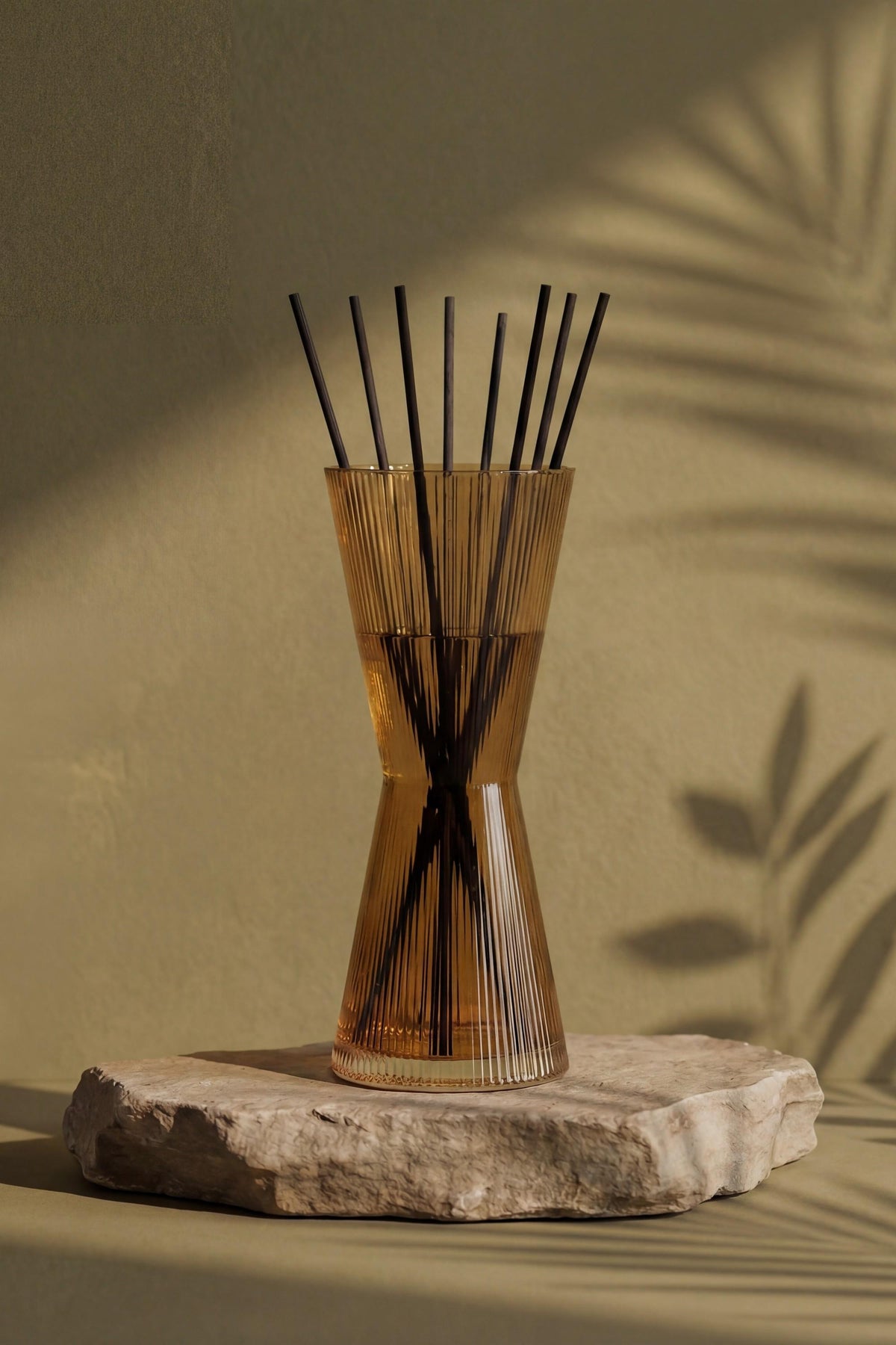 Aiz Reed Diffuser In Cedar & Black Cherry