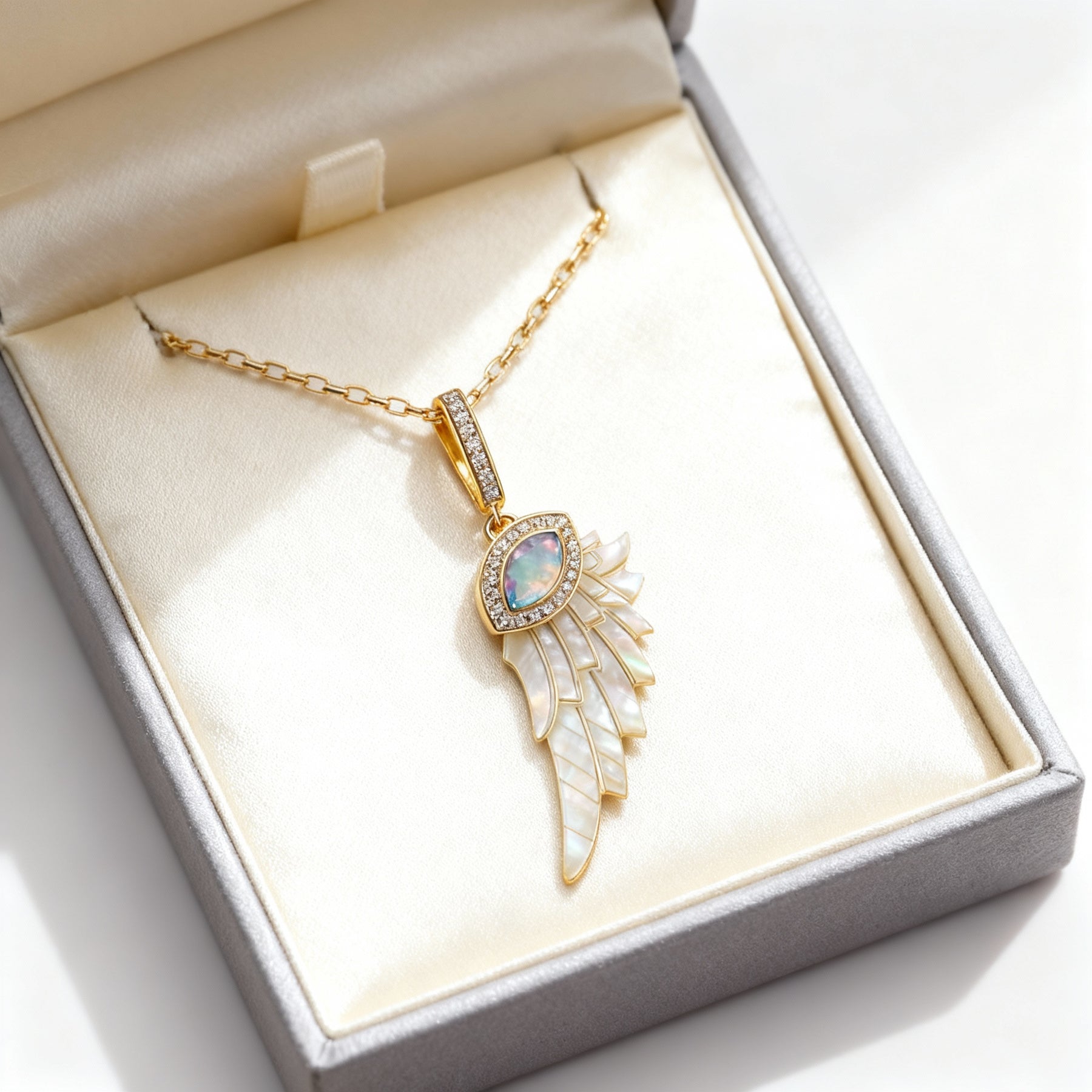 Etheria Necklace (Gold)