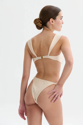 Flora Bottom Butter