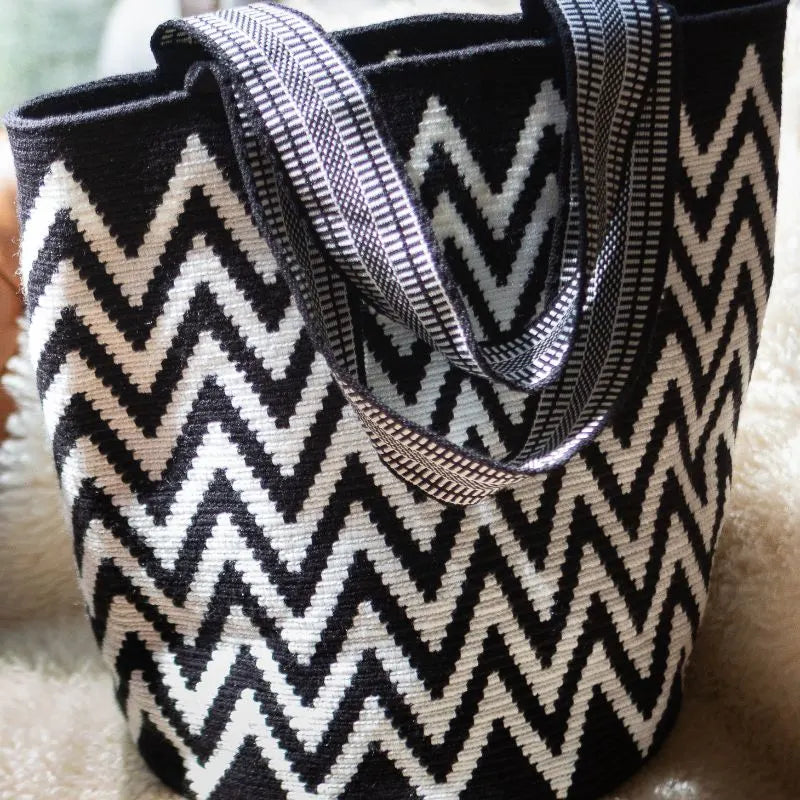 Ondas Wayuu XL Tote Bag