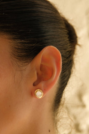 Aura Mother Pearl Earrings